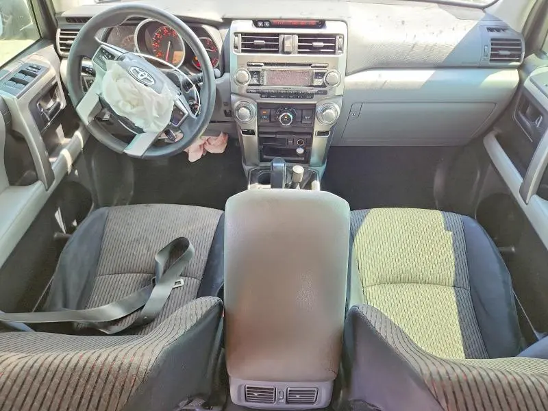2011 TOYOTA 4RUNNER SR5  