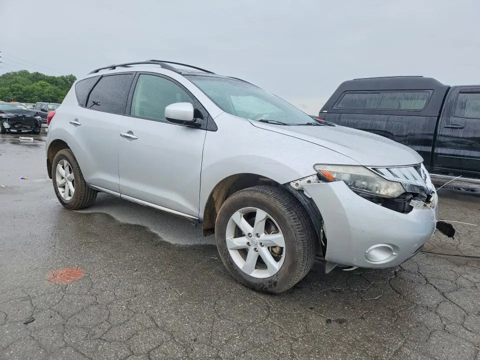 2010 NISSAN MURANO S  