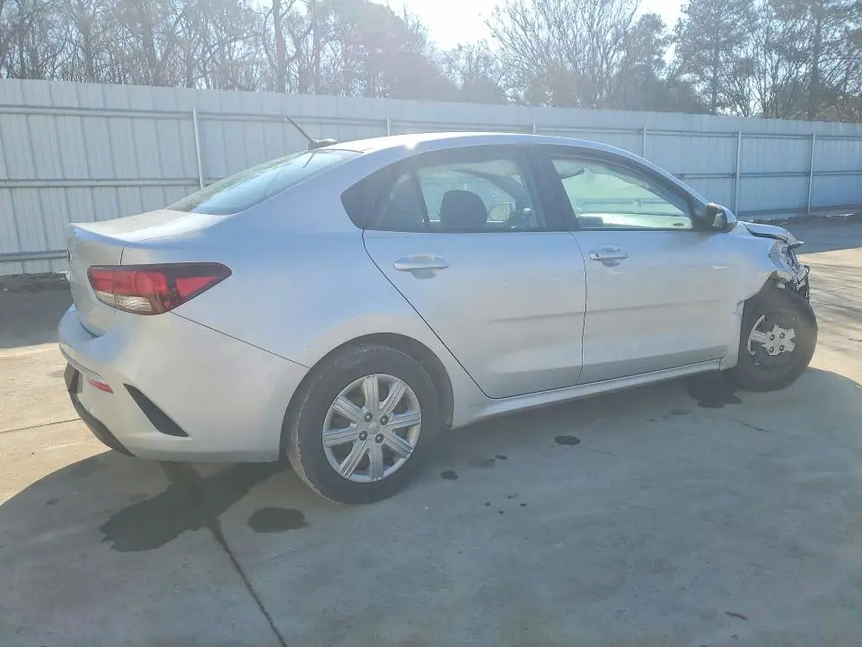 2021 KIA RIO LX  