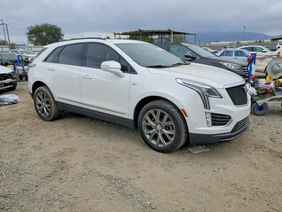 2021 CADILLAC XT5 SPORT  