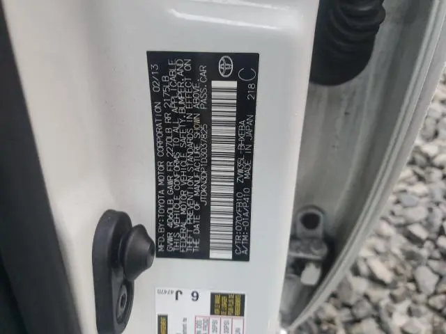 2013 TOYOTA PRIUS PLUG-IN   