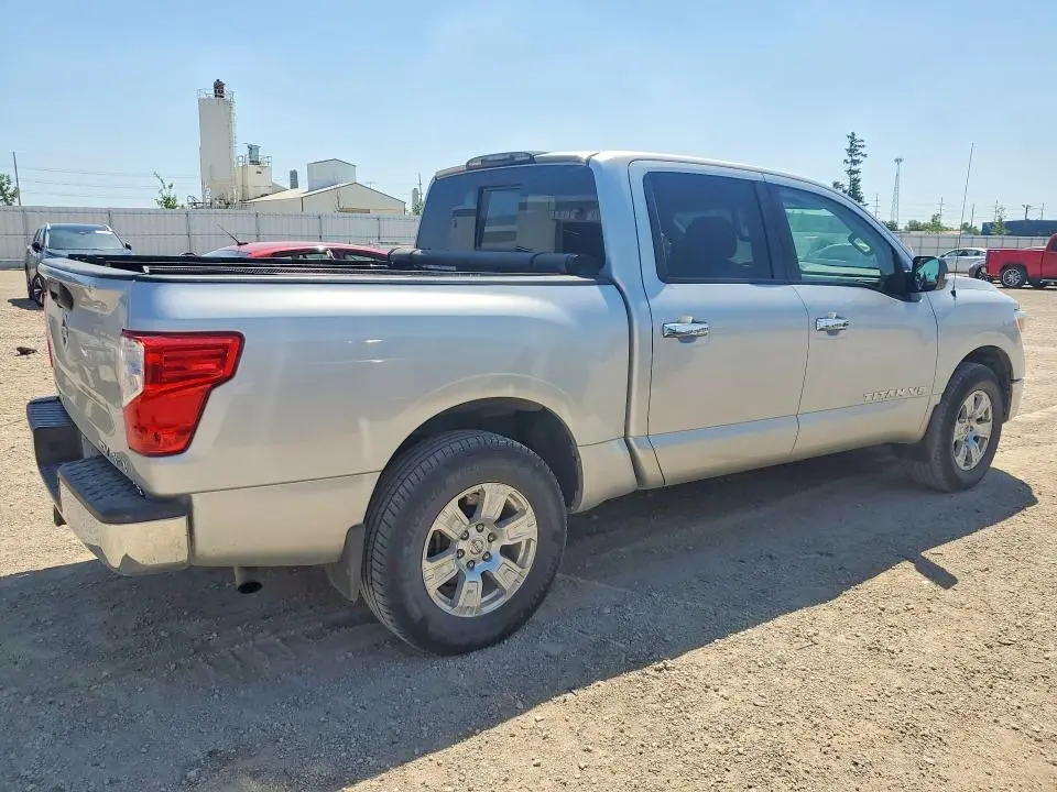 2019 NISSAN TITAN SV  
