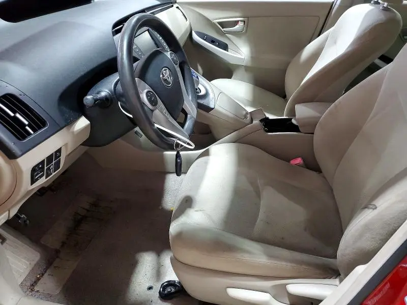 2010 TOYOTA PRIUS III  