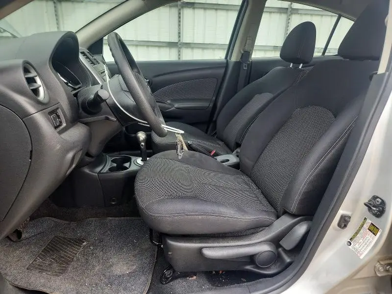 2014 NISSAN VERSA 1.6 SV  