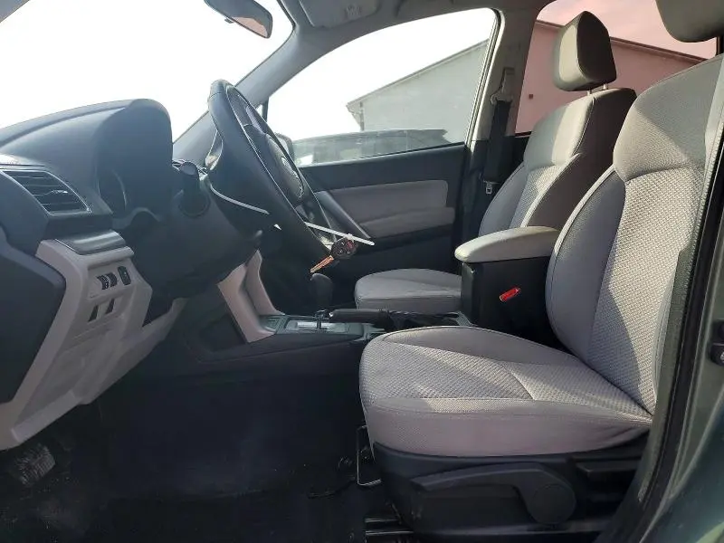 2017 SUBARU FORESTER   