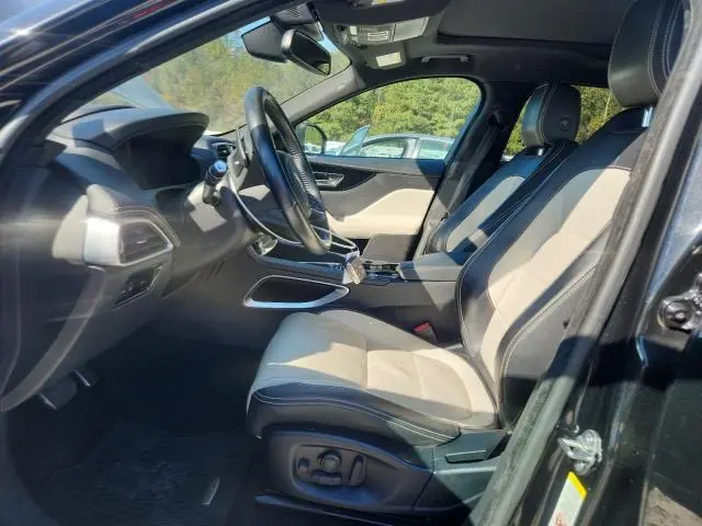 2017 JAGUAR F-PACE R - SPORT  