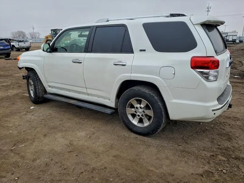 2013 TOYOTA 4RUNNER SR5  