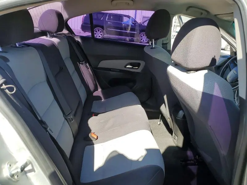 2014 CHEVROLET CRUZE LS  