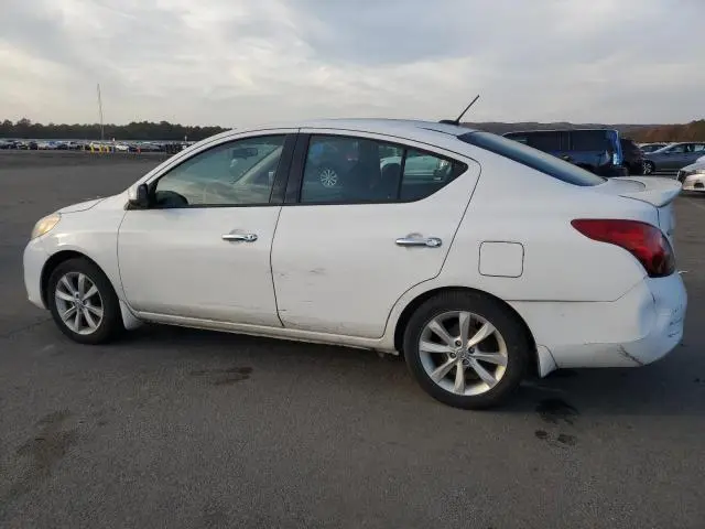 2014 NISSAN VERSA S  