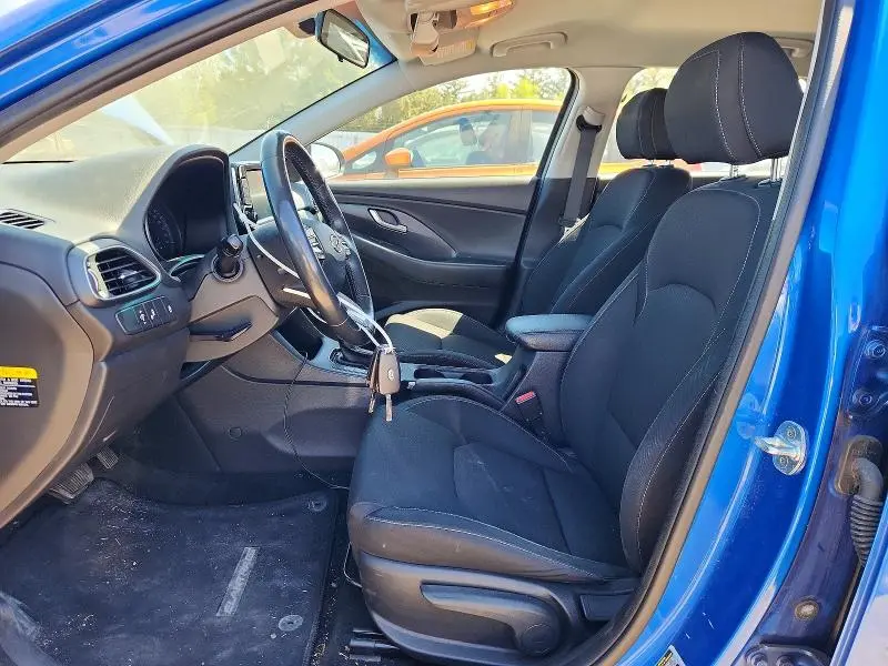 2018 HYUNDAI ELANTRA GT BASE  