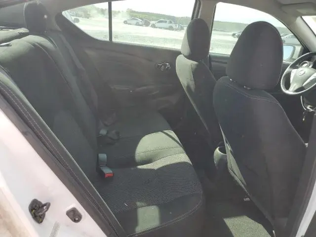 2018 NISSAN VERSA S  