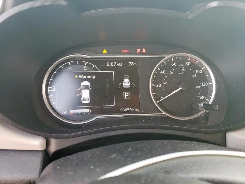 2021 NISSAN VERSA SV  