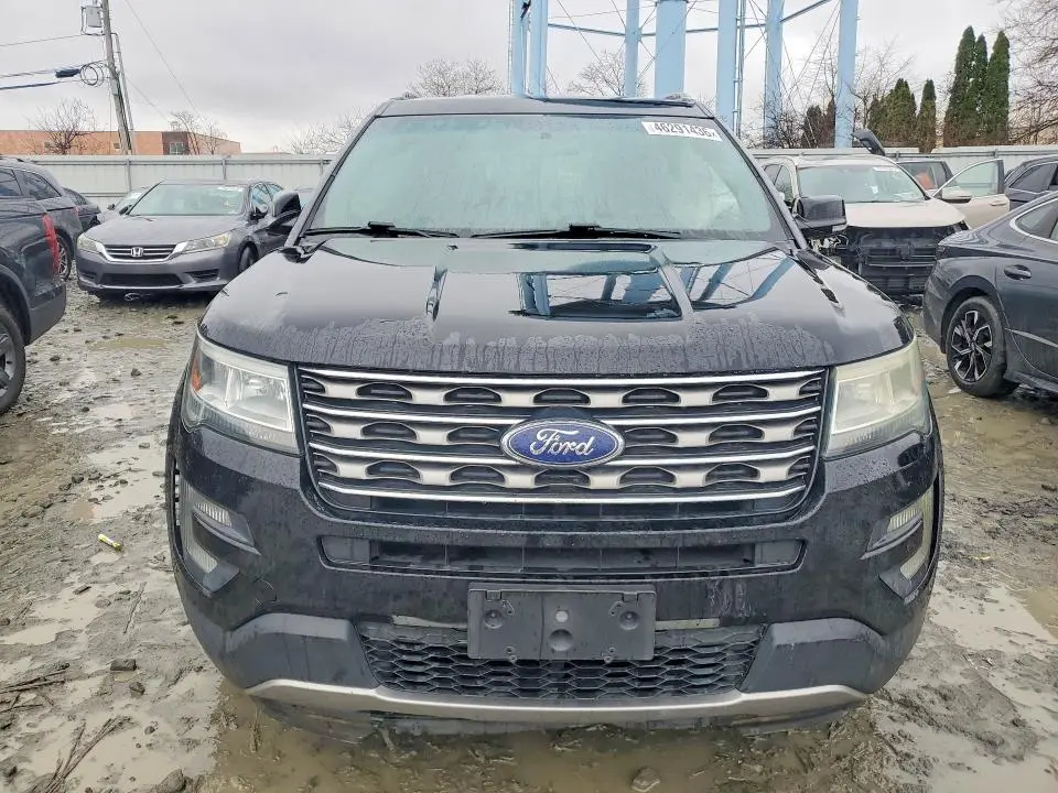 2017 FORD EXPLORER XLT  