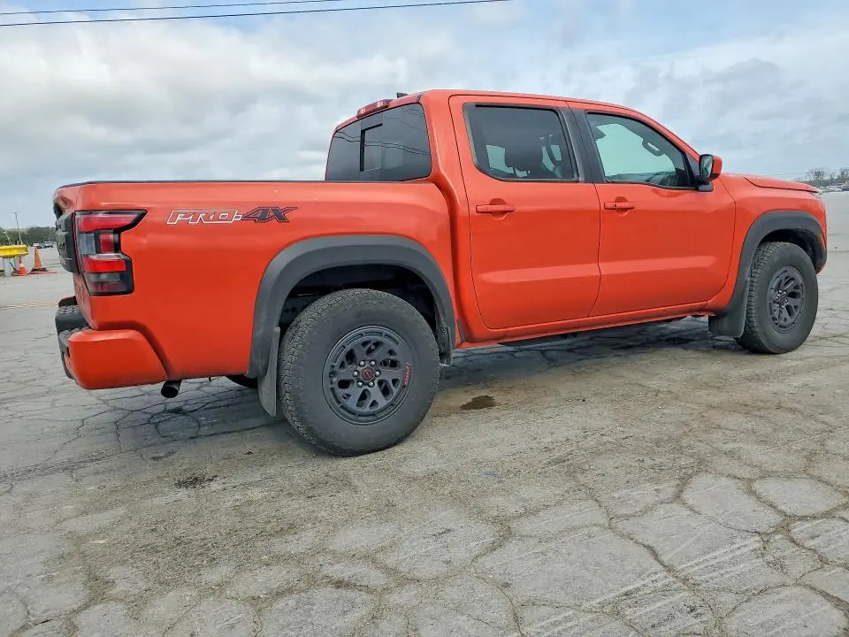2025 NISSAN FRONTIER PRO-4X  