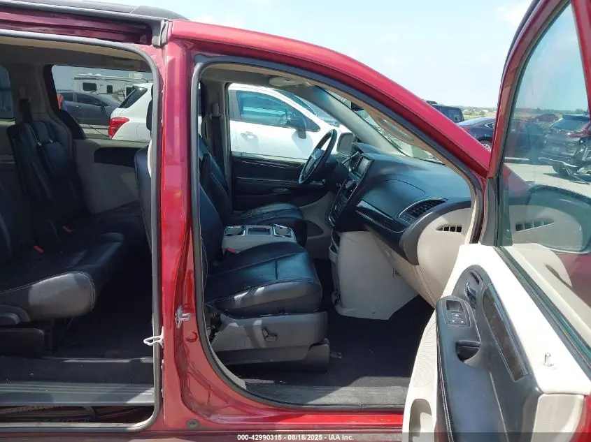2012 CHRYSLER TOWN & COUNTRY TOURING
