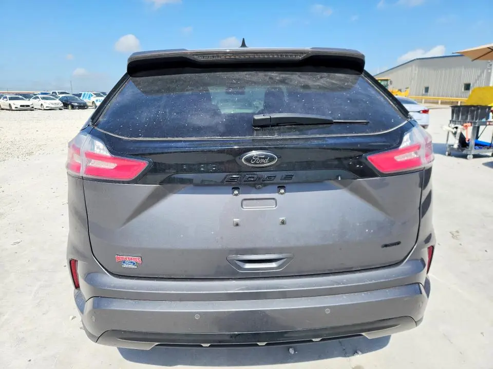 2023 FORD EDGE SE  