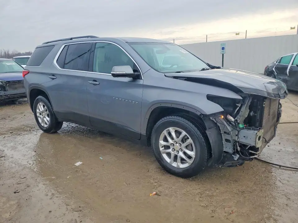 2020 CHEVROLET TRAVERSE LT  