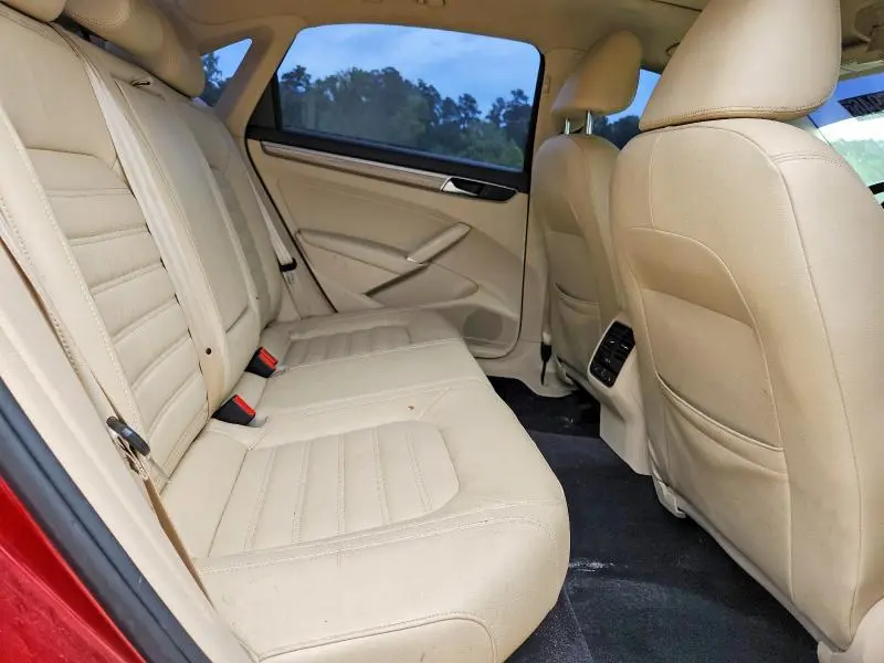 2017 VOLKSWAGEN PASSAT SEL PREMIUM  