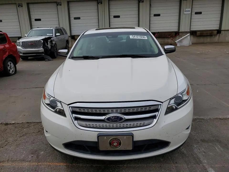 2011 FORD TAURUS LIMITED  