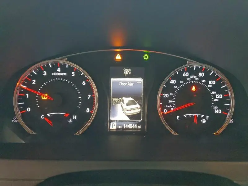 2015 TOYOTA CAMRY LE  