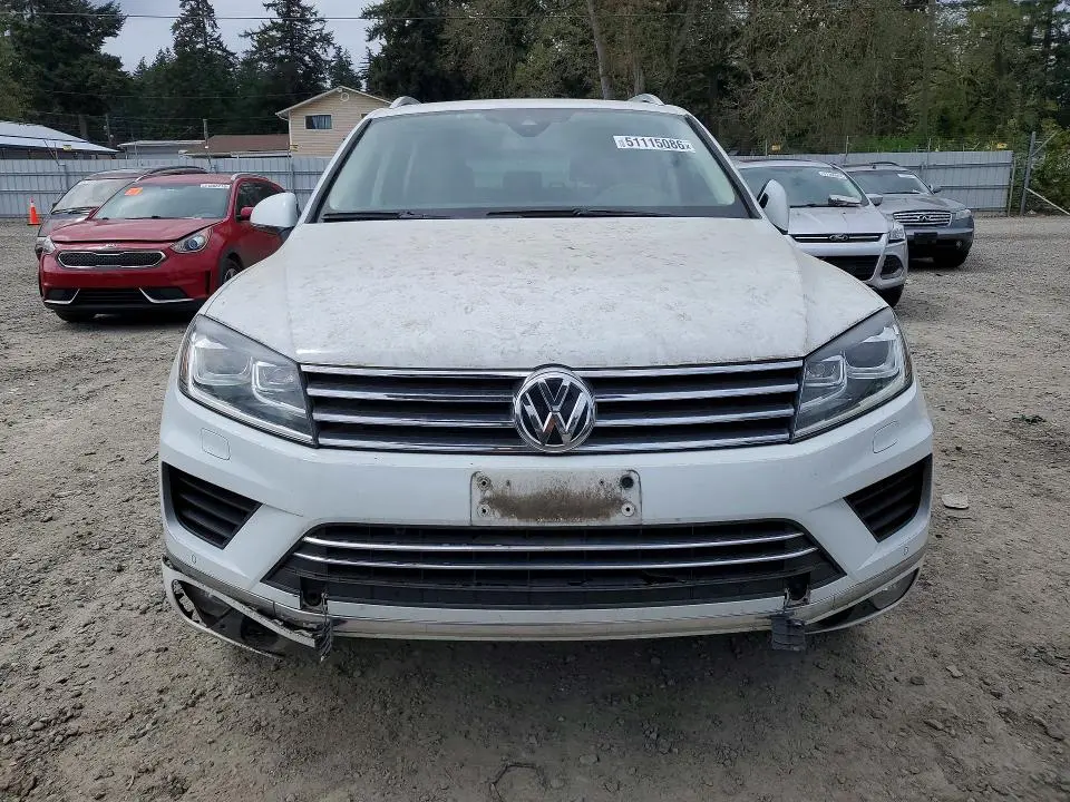 2016 VOLKSWAGEN TOUAREG LUXURY 3.6L