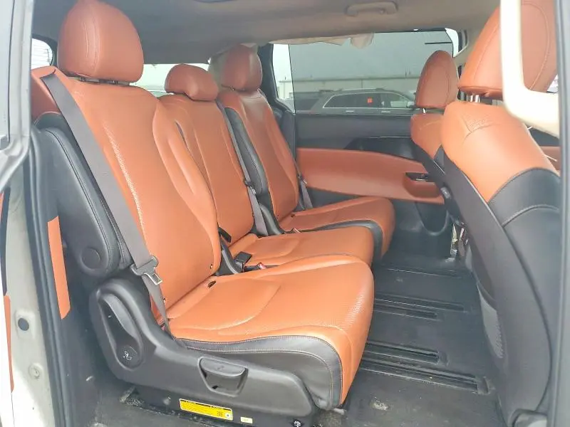 2024 KIA CARNIVAL SX PRESTIGE  