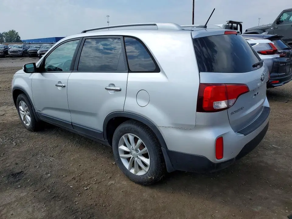 2015 KIA SORENTO LX  