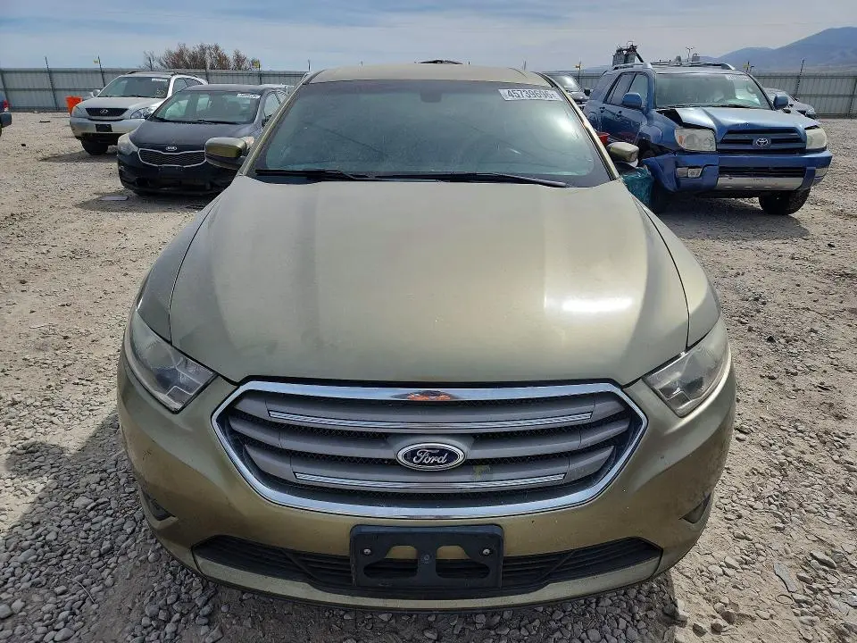 2013 FORD TAURUS SEL  