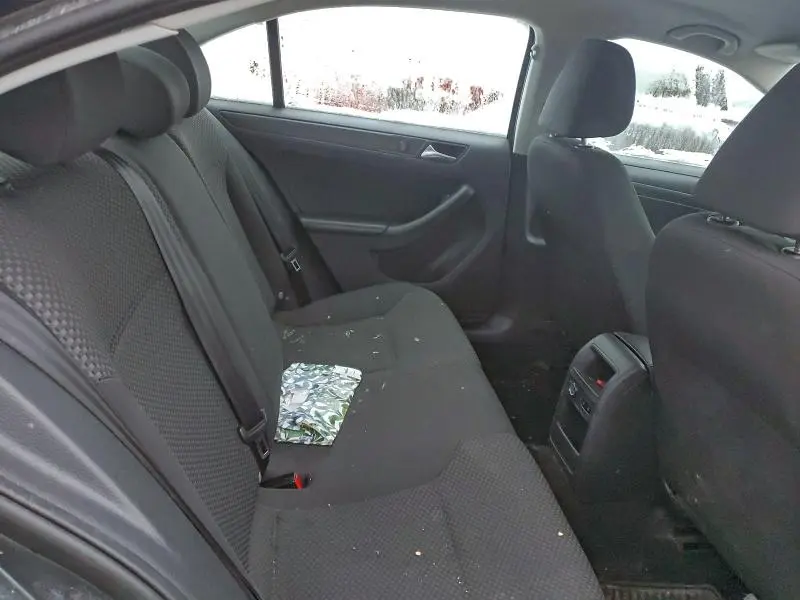 2013 VOLKSWAGEN JETTA BASE  