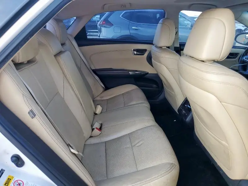 2015 TOYOTA AVALON XLE  