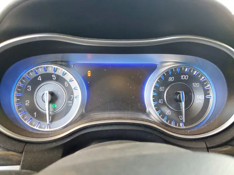 2016 CHRYSLER 300 LIMITED  