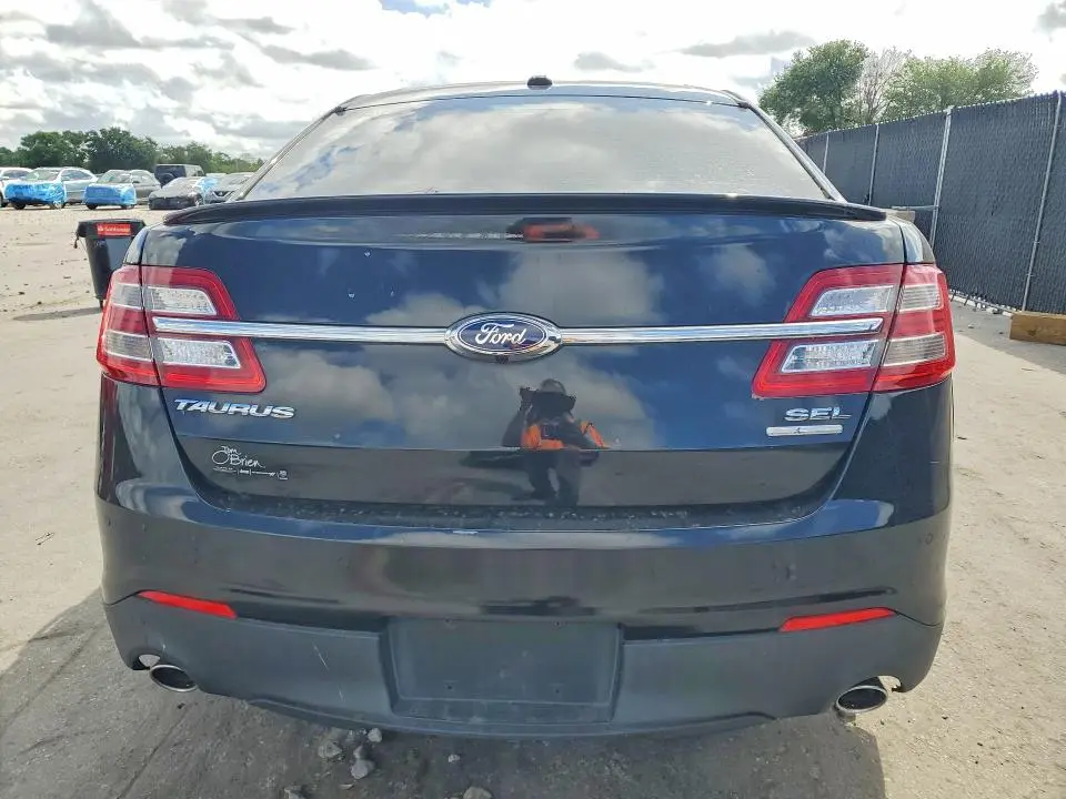 2016 FORD TAURUS SEL  