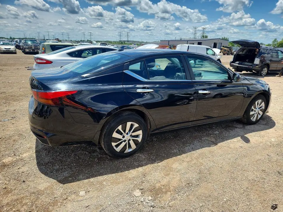 2020 NISSAN ALTIMA S  