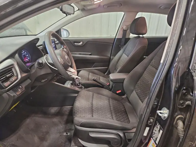 2021 KIA RIO S  