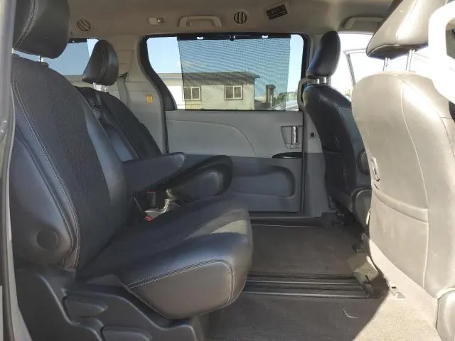 2013 TOYOTA SIENNA SPORT  