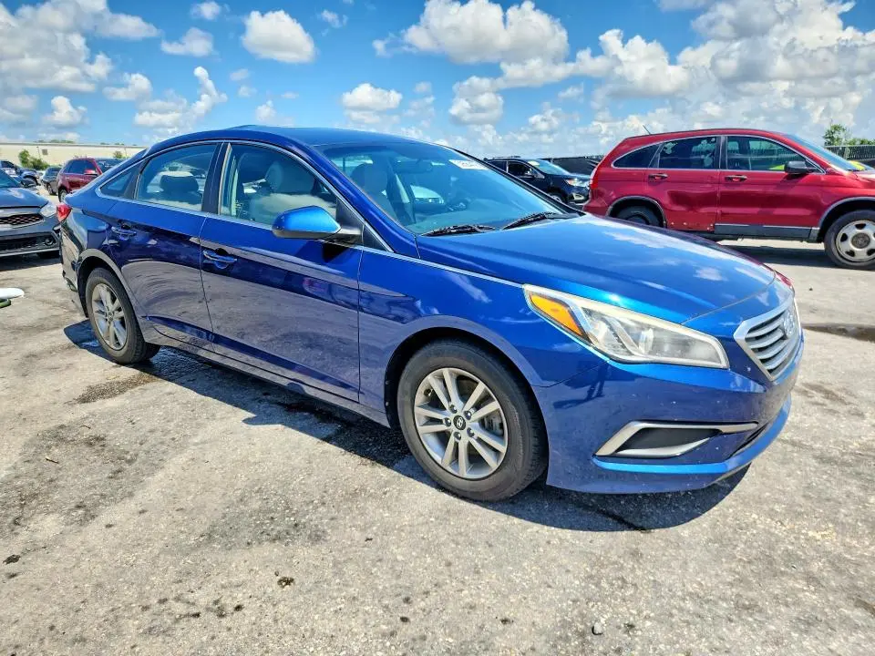 2017 HYUNDAI SONATA SE  
