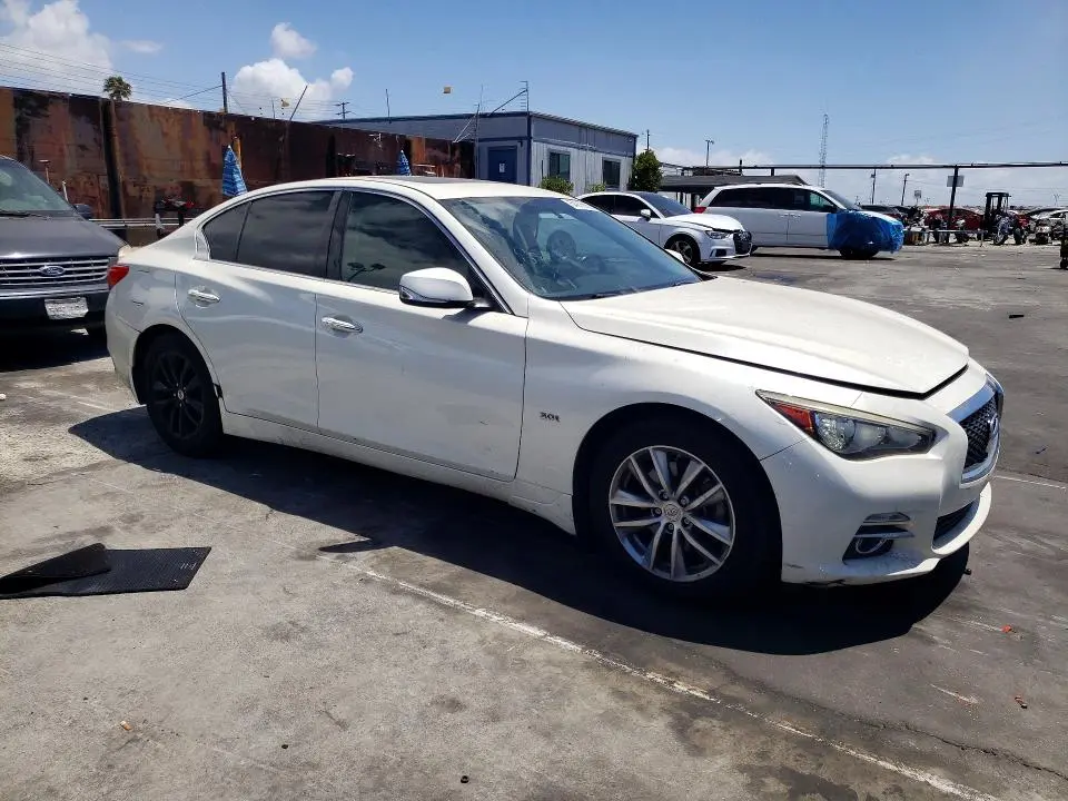 2016 INFINITI Q50 3.0T PREMIUM  