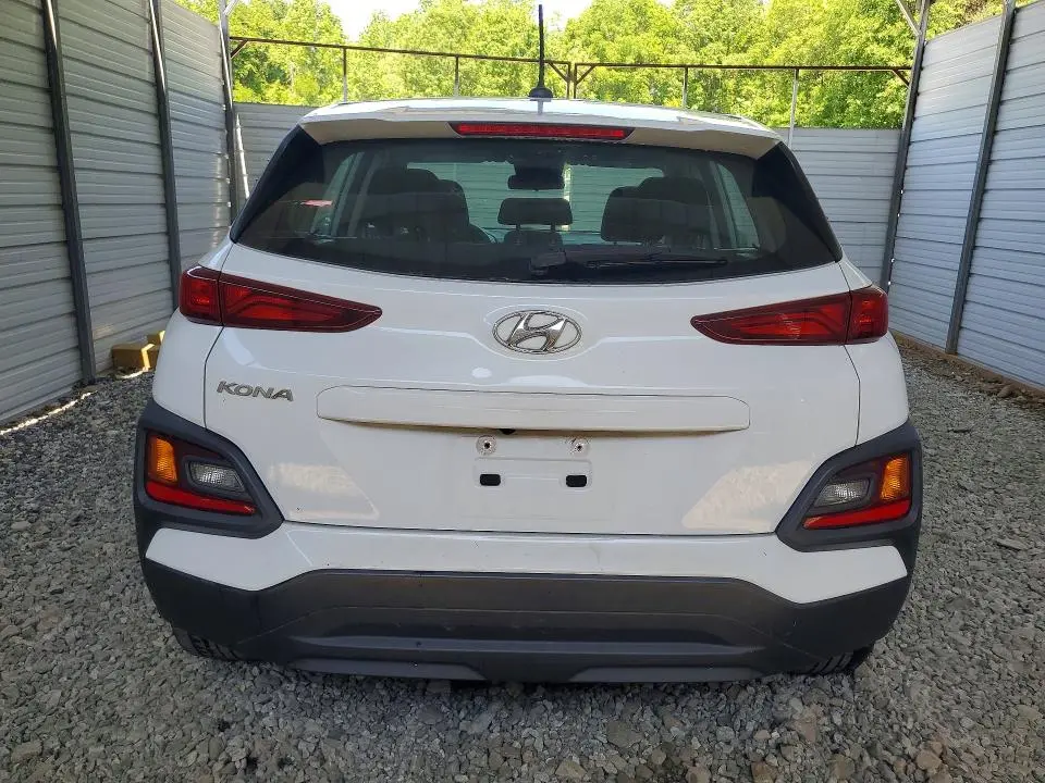 2021 HYUNDAI KONA SE  