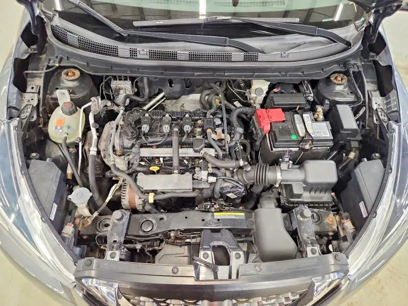 2020 NISSAN KICKS S  