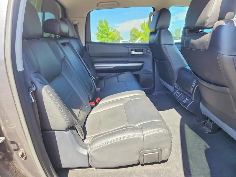 2014 TOYOTA TUNDRA CREWMAX SR5  