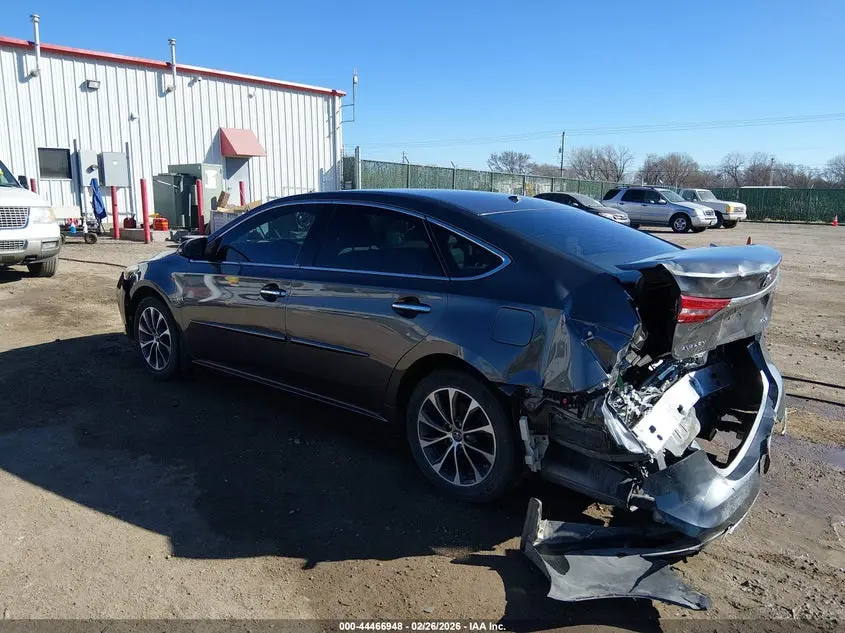 2018 TOYOTA AVALON XLE