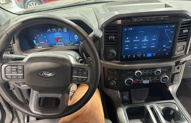 2024 FORD F150 XLT