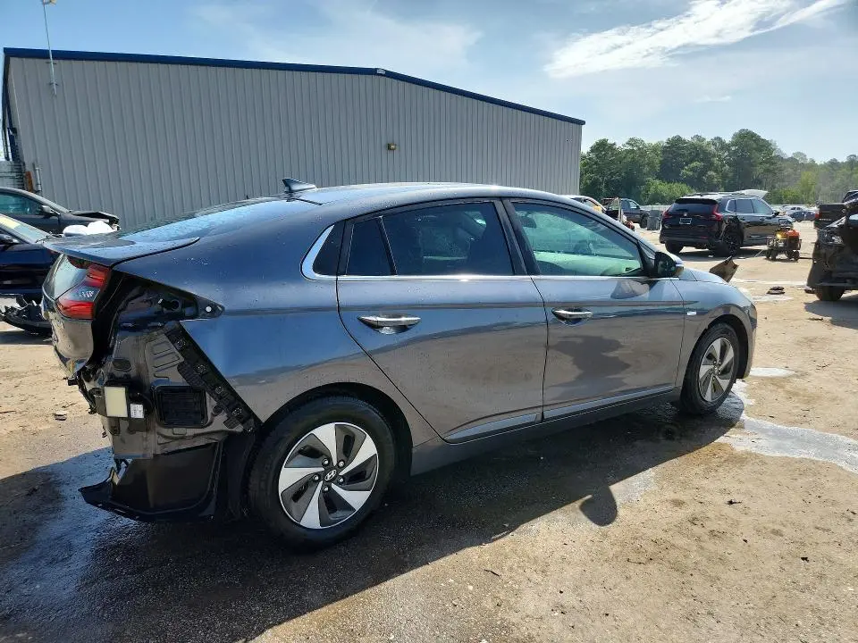 2018 HYUNDAI IONIQ SEL  