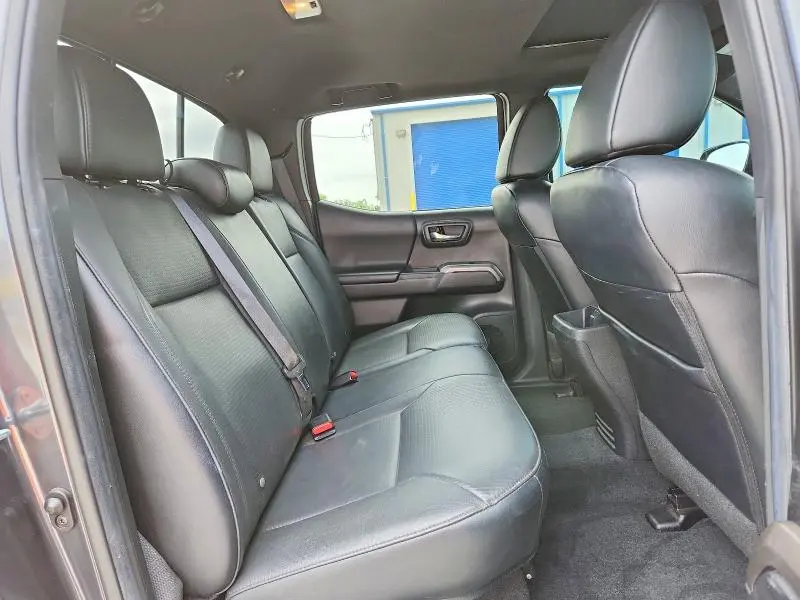 2022 TOYOTA TACOMA LIMITED  