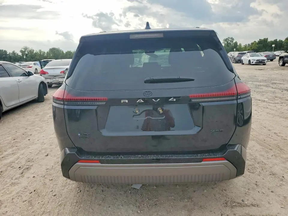 2026 TOYOTA RAV4 LE LE  