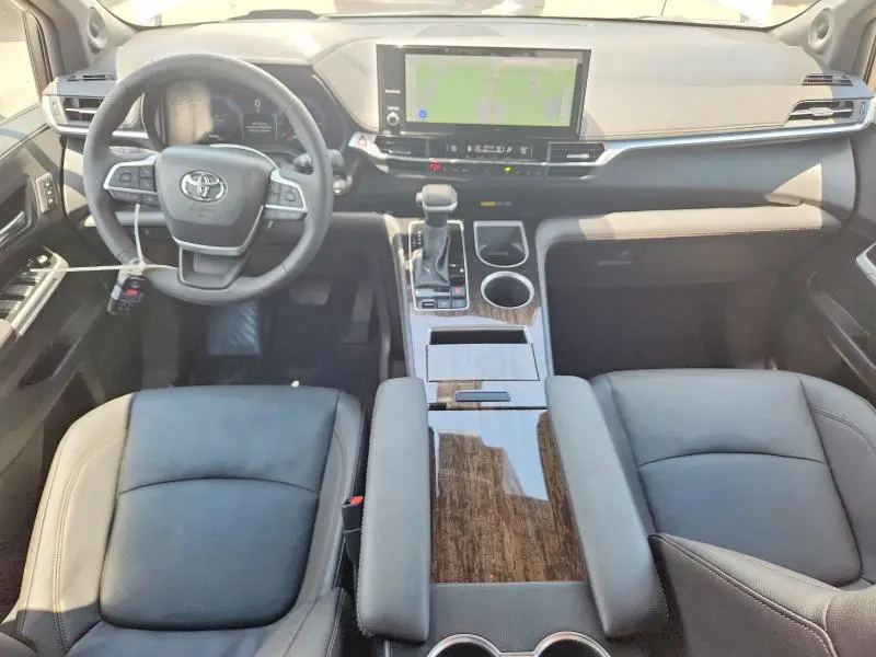 2026 TOYOTA SIENNA PLATINUM 7-PASSENGER  