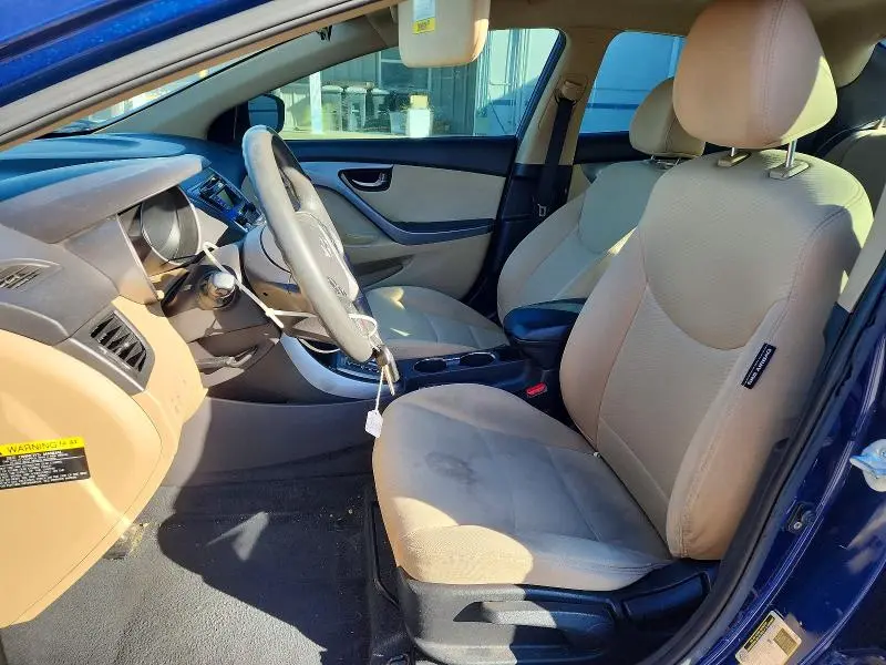 2013 HYUN ELANTRA GL   