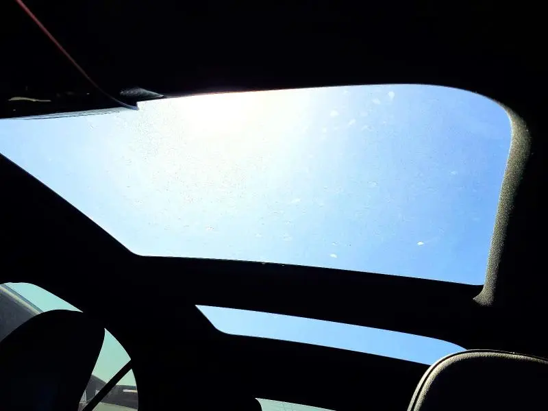 2023 MERCEDES-BENZ C 300  