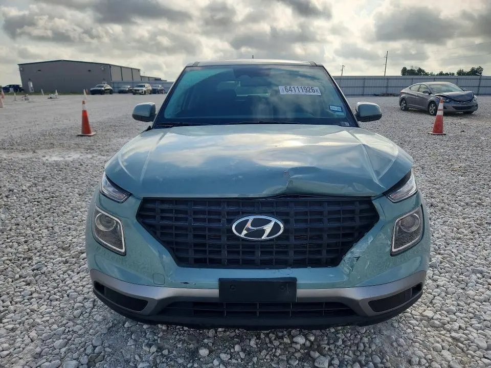 2026 HYUNDAI VENUE SE  
