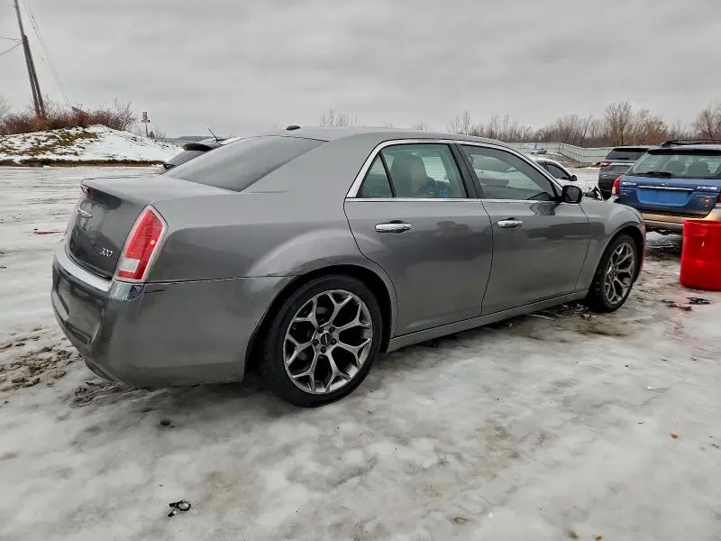 2011 CHRYSLER 300 LIMITED  
